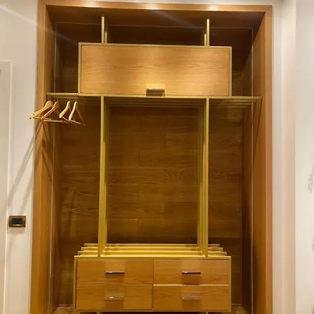 Crown Boutique Hotell Durrës