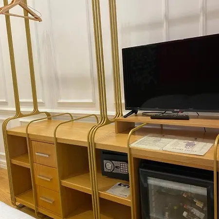 Crown Boutique 4*