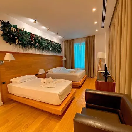 Hotell Crown Boutique Durrës
